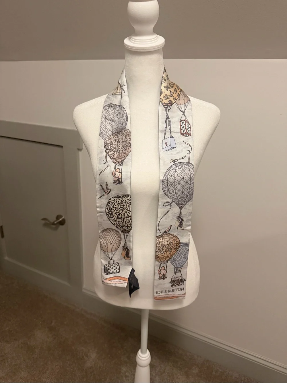 Louis Vuitton Black Silk Monogram Hot Air Balloon Bandeau Scarf Reversible